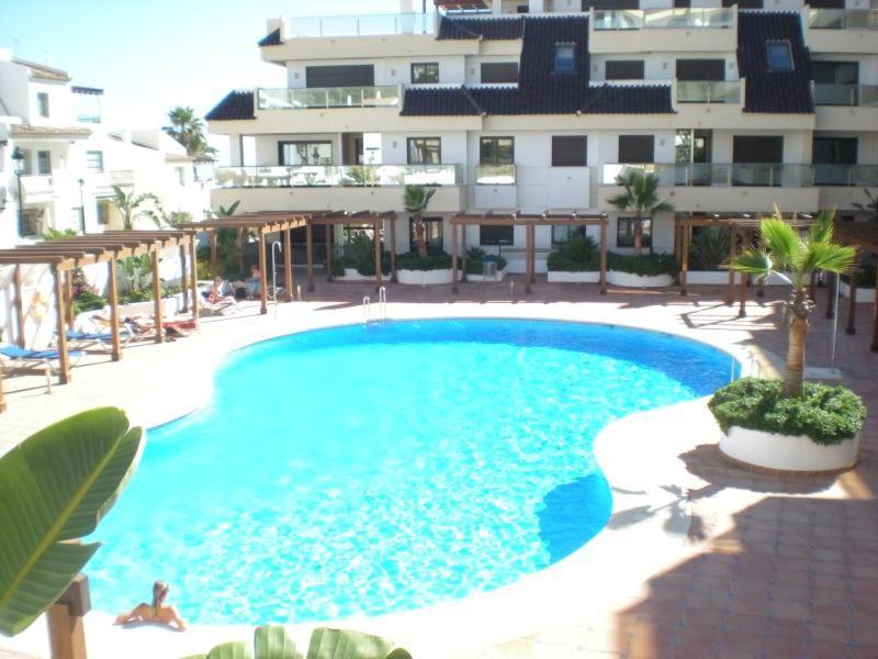 Marina Del Castillo, Duquesa Beachfront Apartment Manilva Eksteriør billede